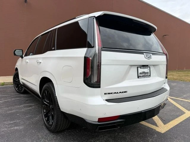 2021 Cadillac Escalade 5th Gen - Image 9 of 21