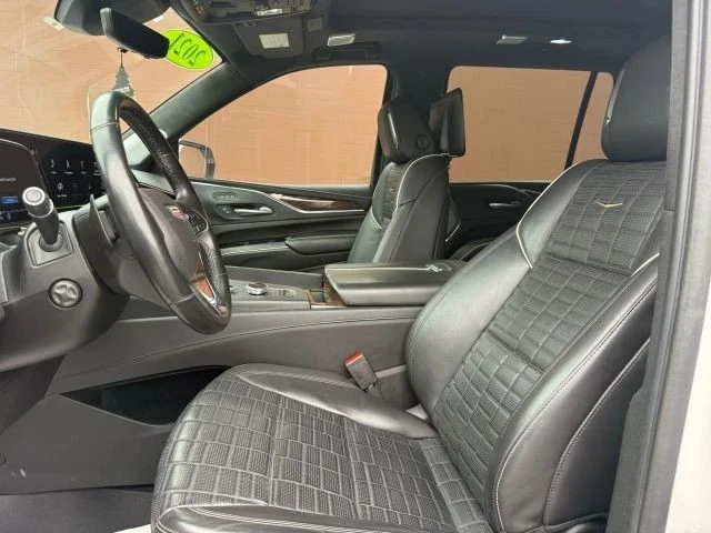 2021 Cadillac Escalade 5th Gen - Image 17 of 21