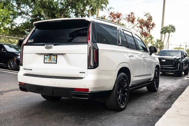 2021 Cadillac Escalade 5th Gen - Image 10 of 21