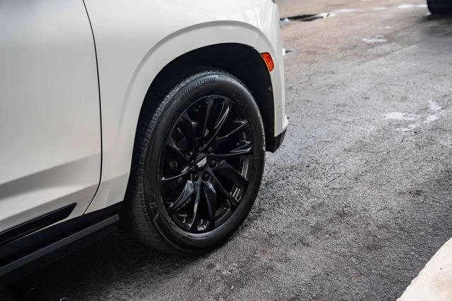 2021 Cadillac Escalade 5th Gen - Image 12 of 21