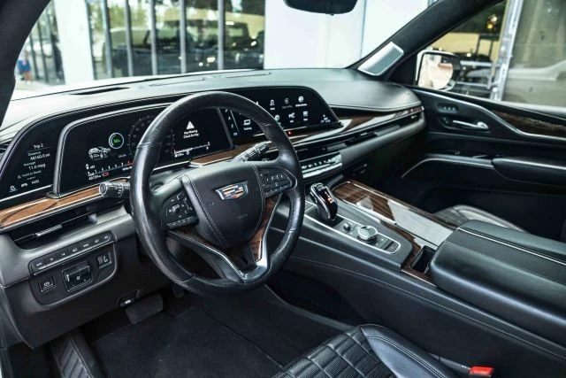 2021 Cadillac Escalade 5th Gen - Image 13 of 21