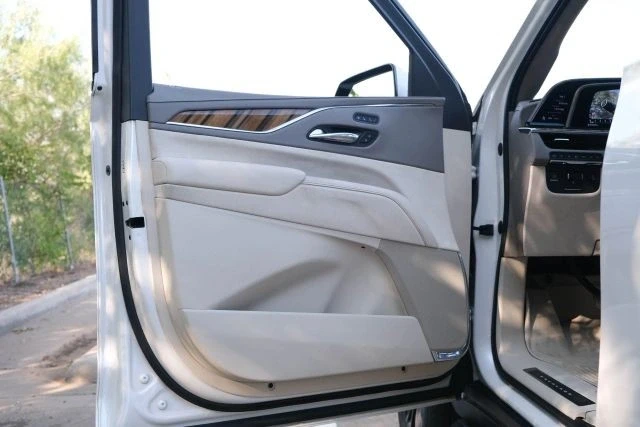 2021 Cadillac Escalade 5th Gen - Image 18 of 21