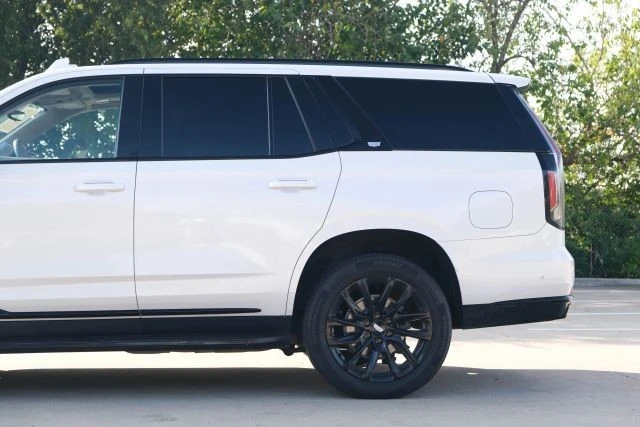 2021 Cadillac Escalade 5th Gen - Image 8 of 21