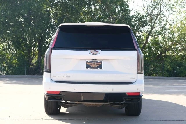 2021 Cadillac Escalade 5th Gen - Image 16 of 21