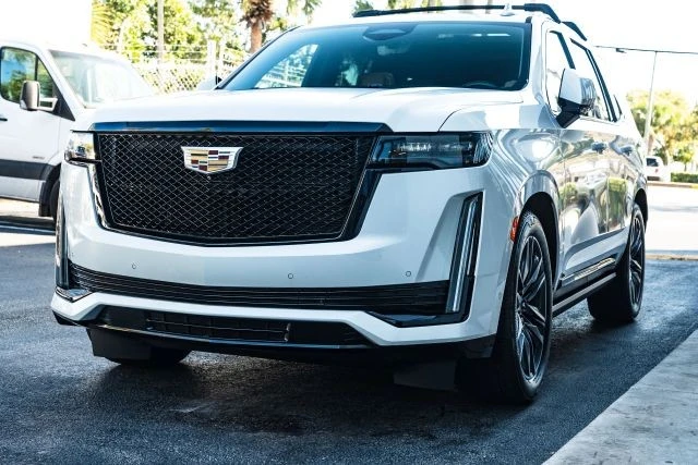 2021 Cadillac Escalade 5th Gen - Image 5 of 12