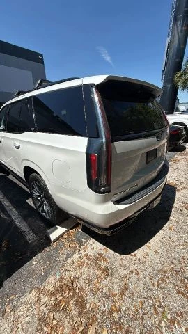 2021 Cadillac Escalade 5th Gen - Image 5 of 12