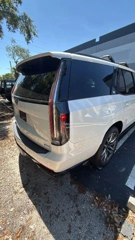 2021 Cadillac Escalade 5th Gen - Image 7 of 12