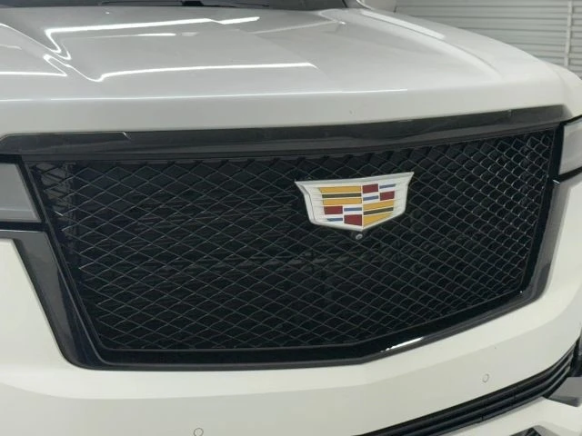 2021 Cadillac Escalade 5th Gen - Image 16 of 21