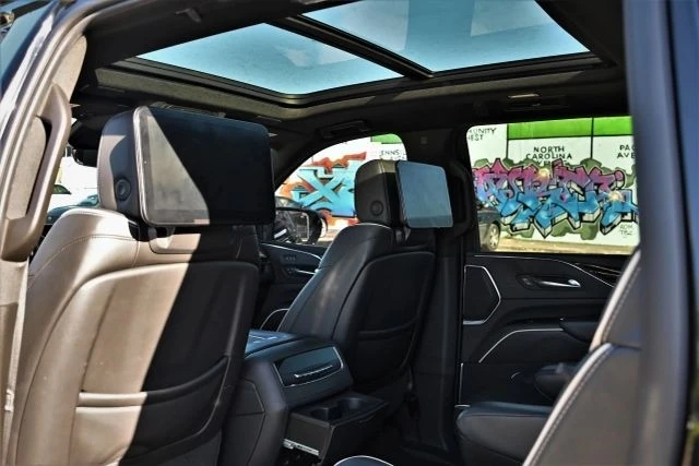 2021 Cadillac Escalade 5th Gen - Image 13 of 21