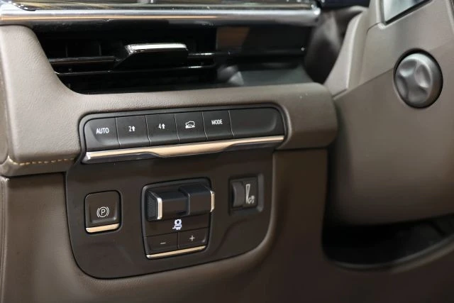 2021 Cadillac Escalade 5th Gen - Image 25 of 31