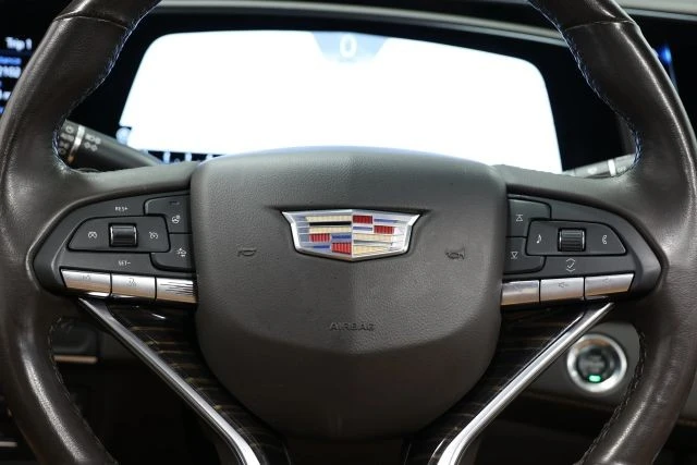 2021 Cadillac Escalade 5th Gen - Image 28 of 31