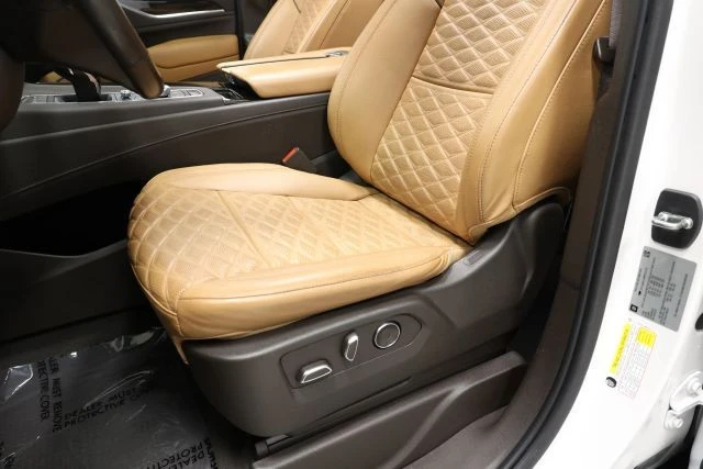 2021 Cadillac Escalade 5th Gen - Image 22 of 31