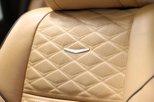 2021 Cadillac Escalade 5th Gen - Image 20 of 31