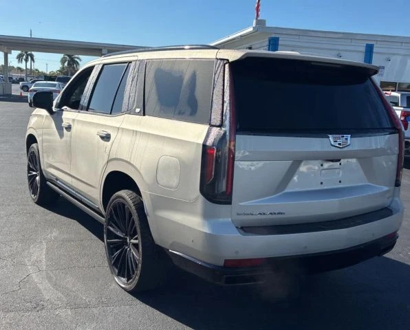 2021 Cadillac Escalade 5th Gen - Image 3 of 7
