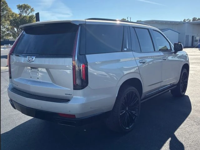 2021 Cadillac Escalade 5th Gen - Image 4 of 7