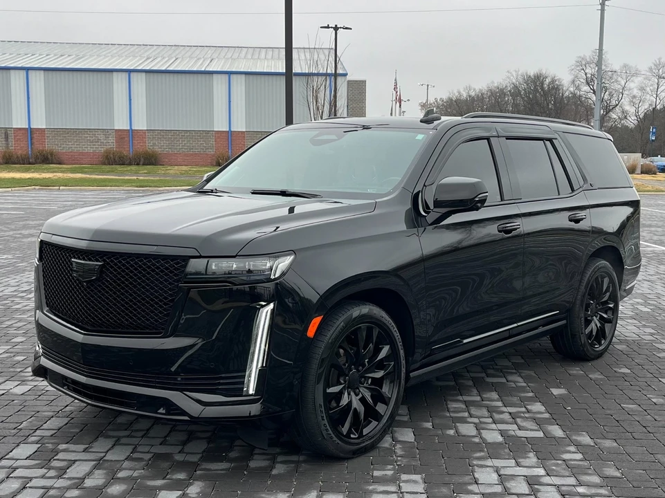 2021 Cadillac Escalade 5th Gen - Image 2 of 12