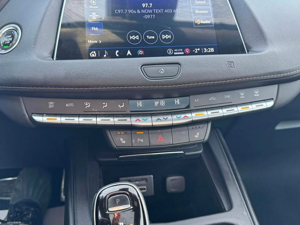 2021 Cadillac XT4 - Image 12 of 20