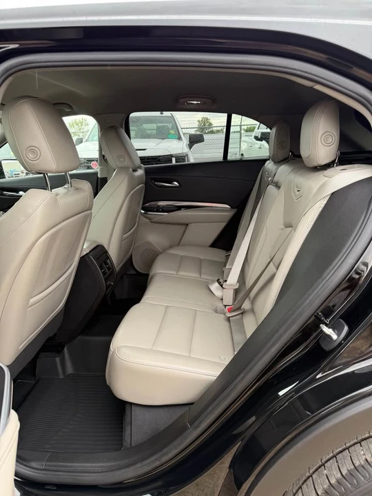 2021 Cadillac XT4 - Image 9 of 10