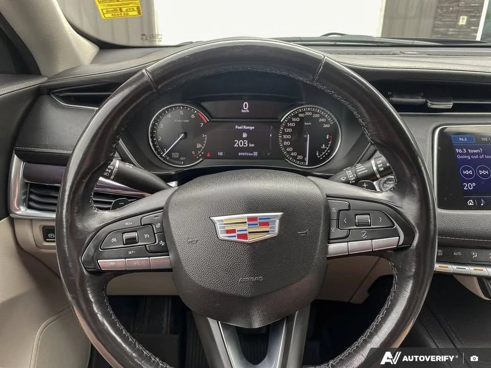 2021 Cadillac XT4 - Image 17 of 20