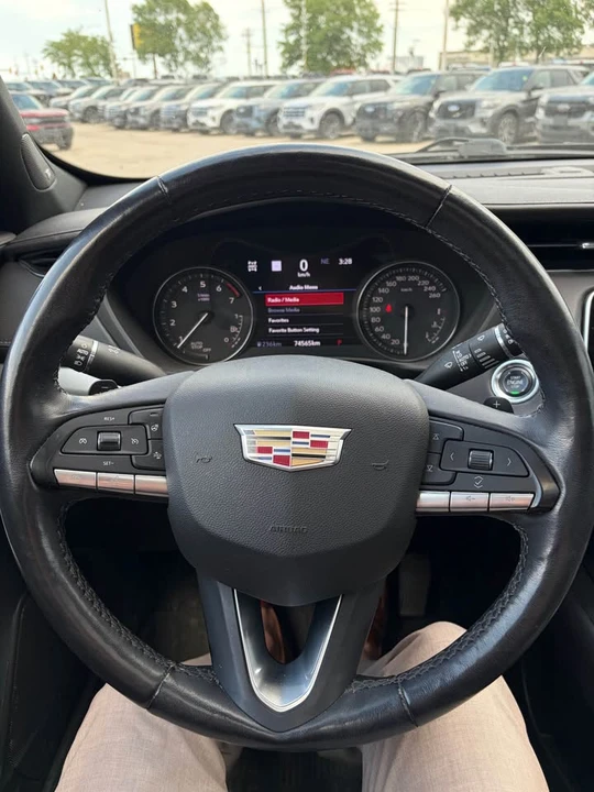 2021 Cadillac XT4 - Image 9 of 18