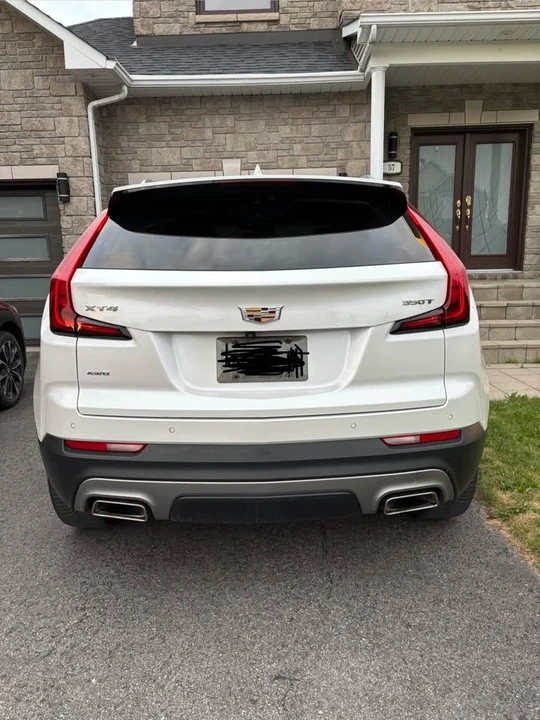 2021 Cadillac XT4 - Image 2 of 14