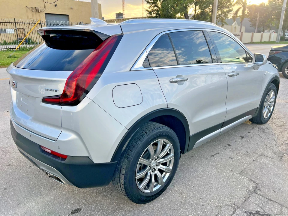 2021 Cadillac XT4 - Image 8 of 21