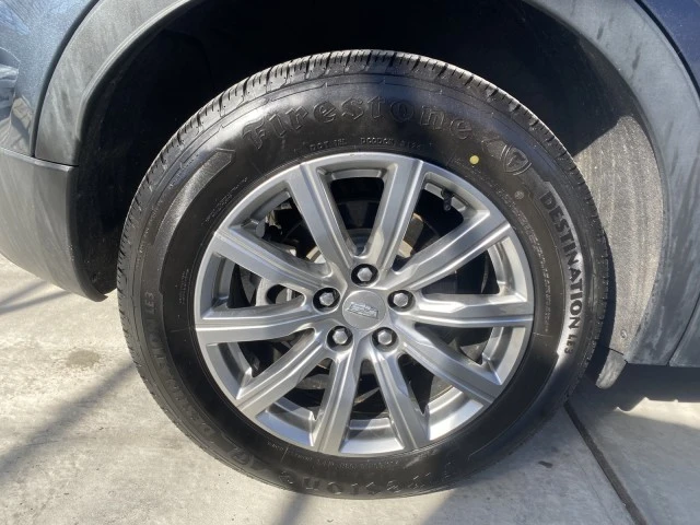 2021 Cadillac XT4 - Image 17 of 21
