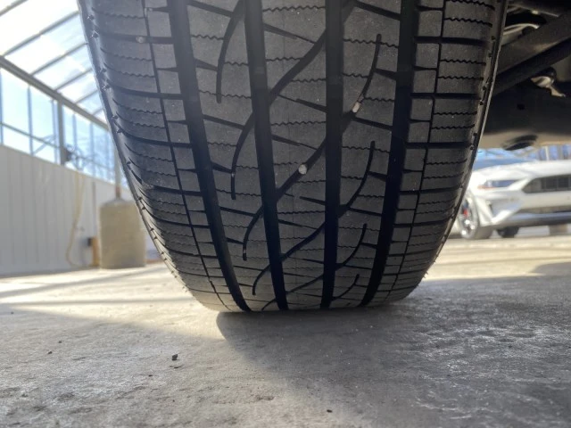 2021 Cadillac XT4 - Image 18 of 21