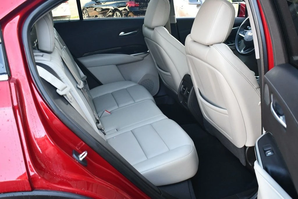2021 Cadillac XT4 - Image 18 of 31