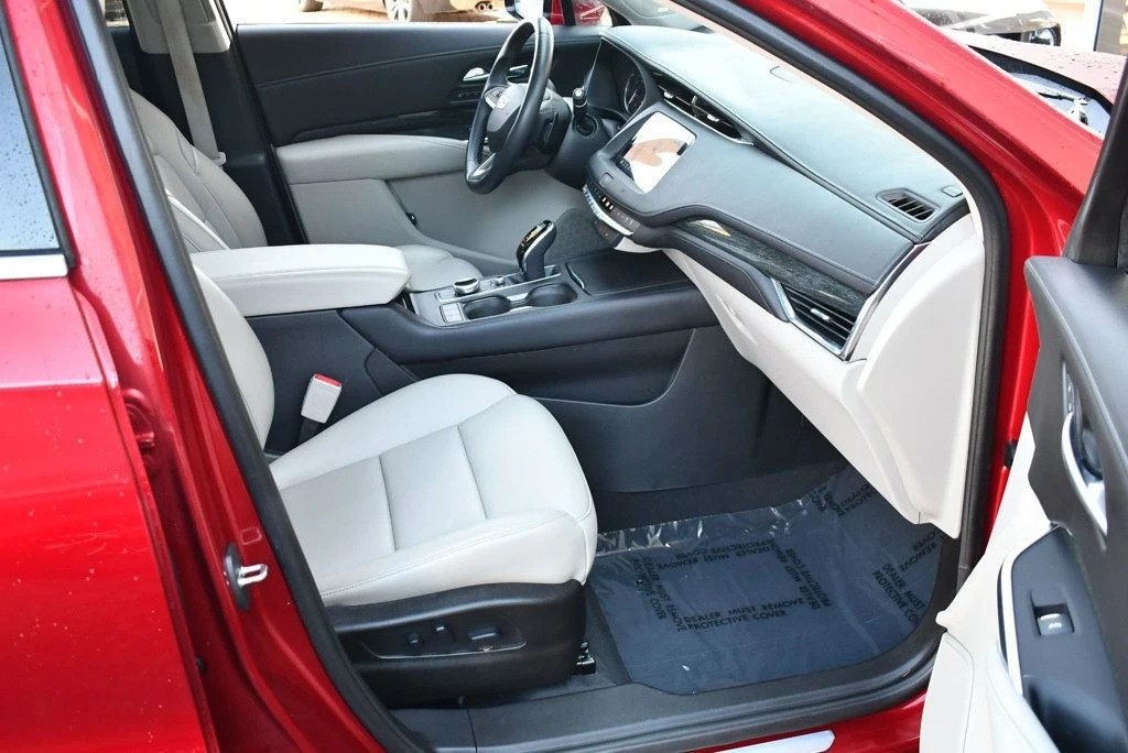 2021 Cadillac XT4 - Image 19 of 21