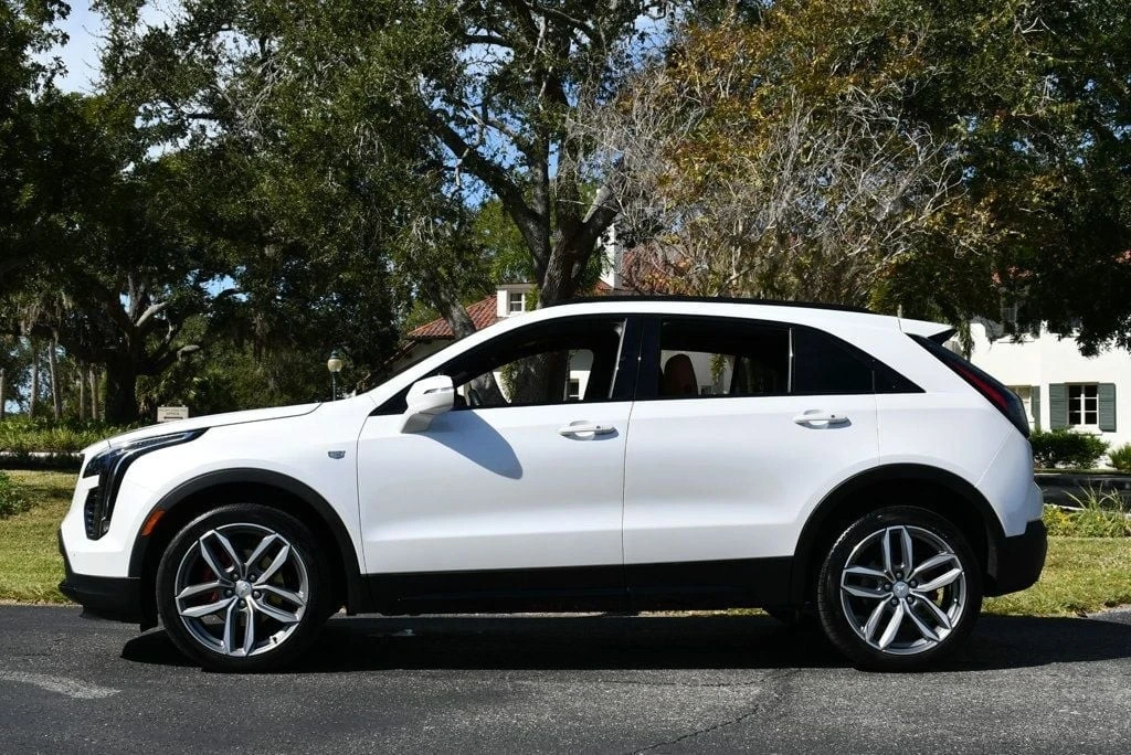 2021 Cadillac XT4 - Image 3 of 12