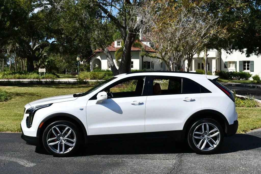 2021 Cadillac XT4 - Image 23 of 31