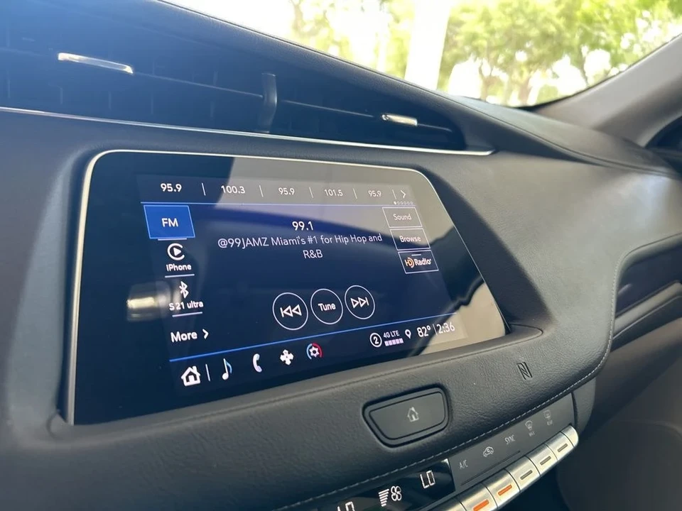 2021 Cadillac XT4 - Image 11 of 12