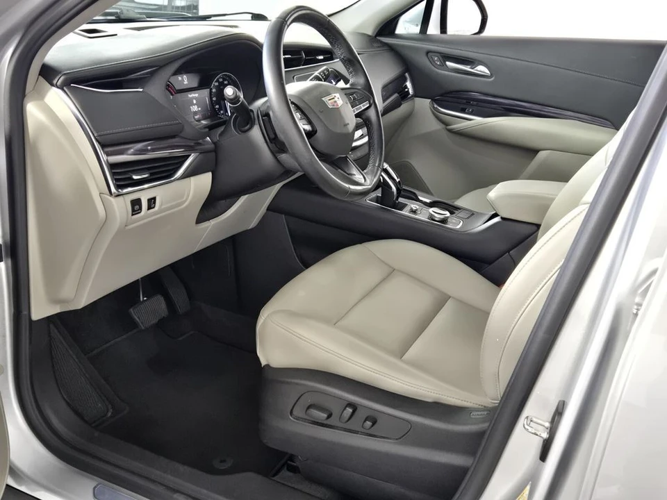 2021 Cadillac XT4 - Image 7 of 21