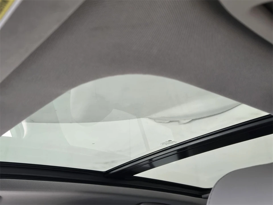 2021 Cadillac XT4 - Image 10 of 12