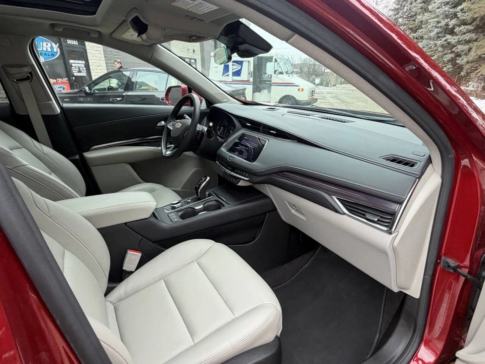 2021 Cadillac XT4 - Image 9 of 21