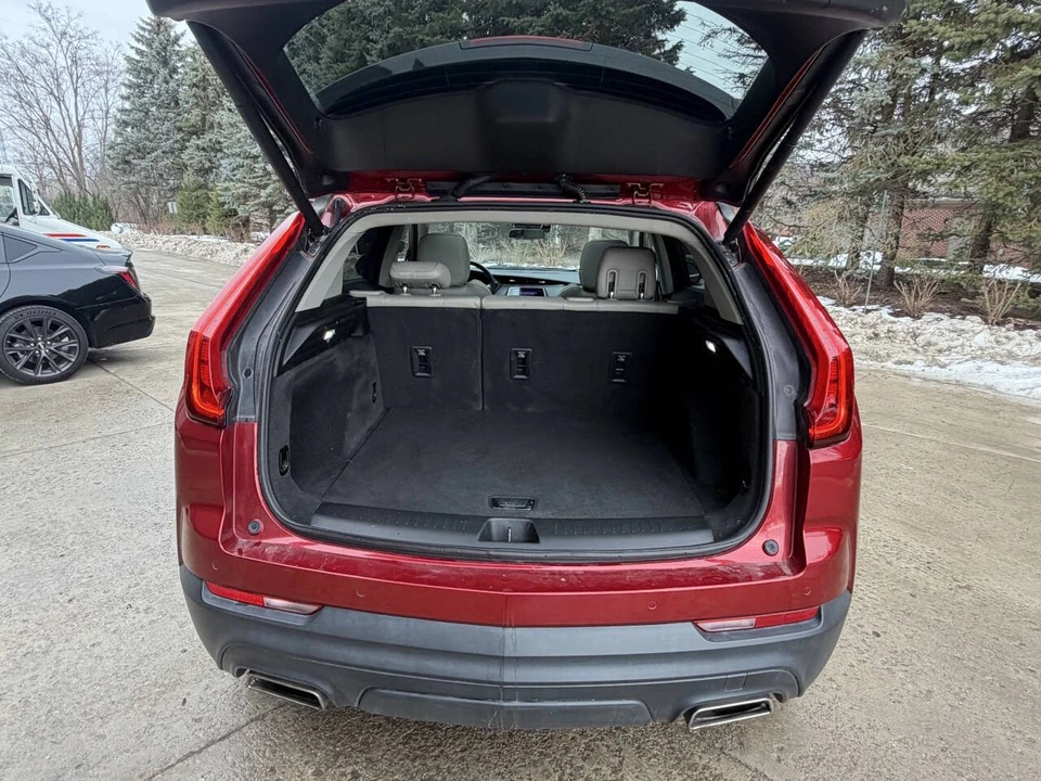 2021 Cadillac XT4 - Image 8 of 21