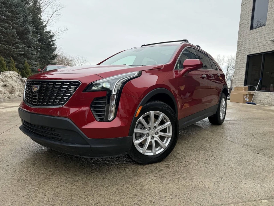 2021 Cadillac XT4 - Image 2 of 21