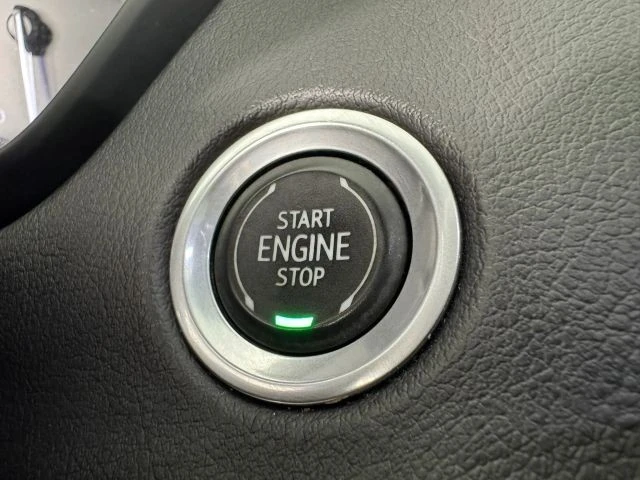 2021 Cadillac XT4 - Image 17 of 21