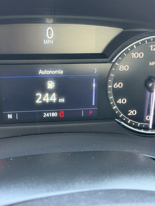 2021 Cadillac XT4 - Image 8 of 16