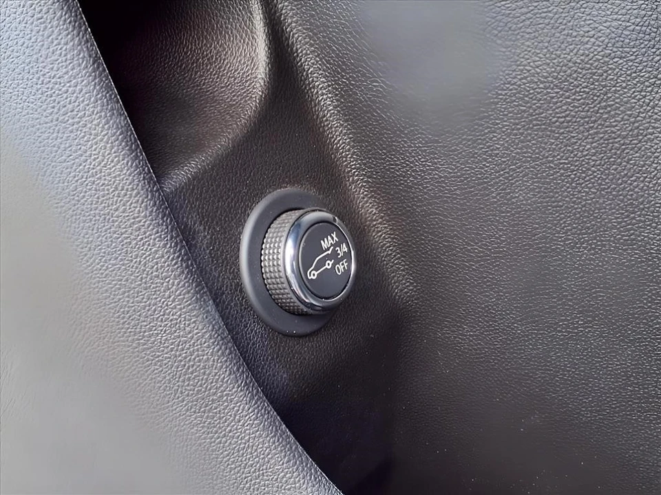2021 Cadillac XT4 - Image 5 of 21