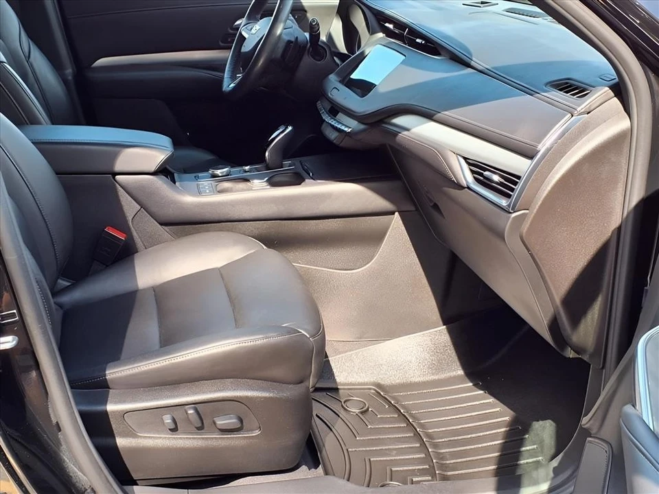 2021 Cadillac XT4 - Image 16 of 21
