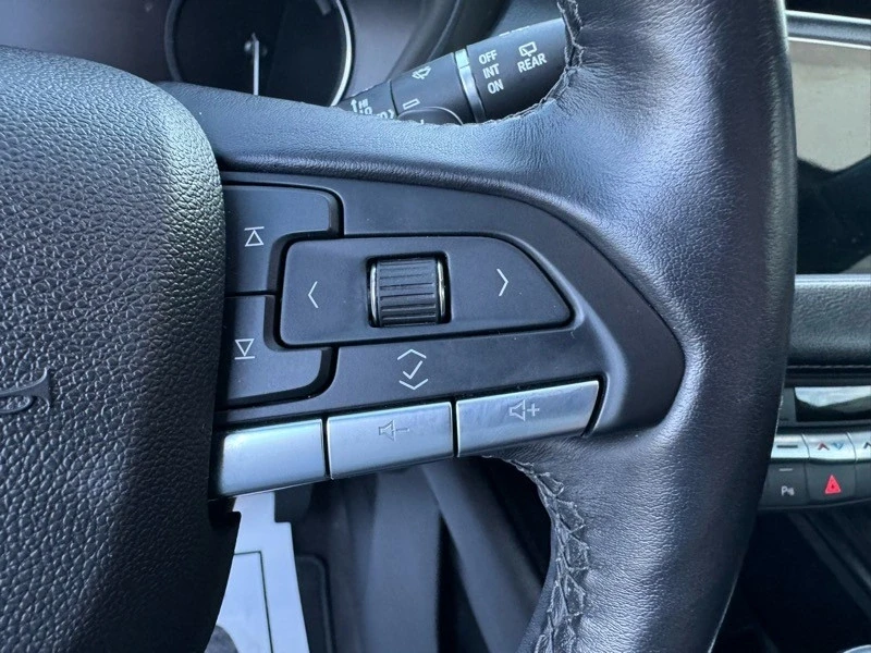 2021 Cadillac XT4 - Image 18 of 21