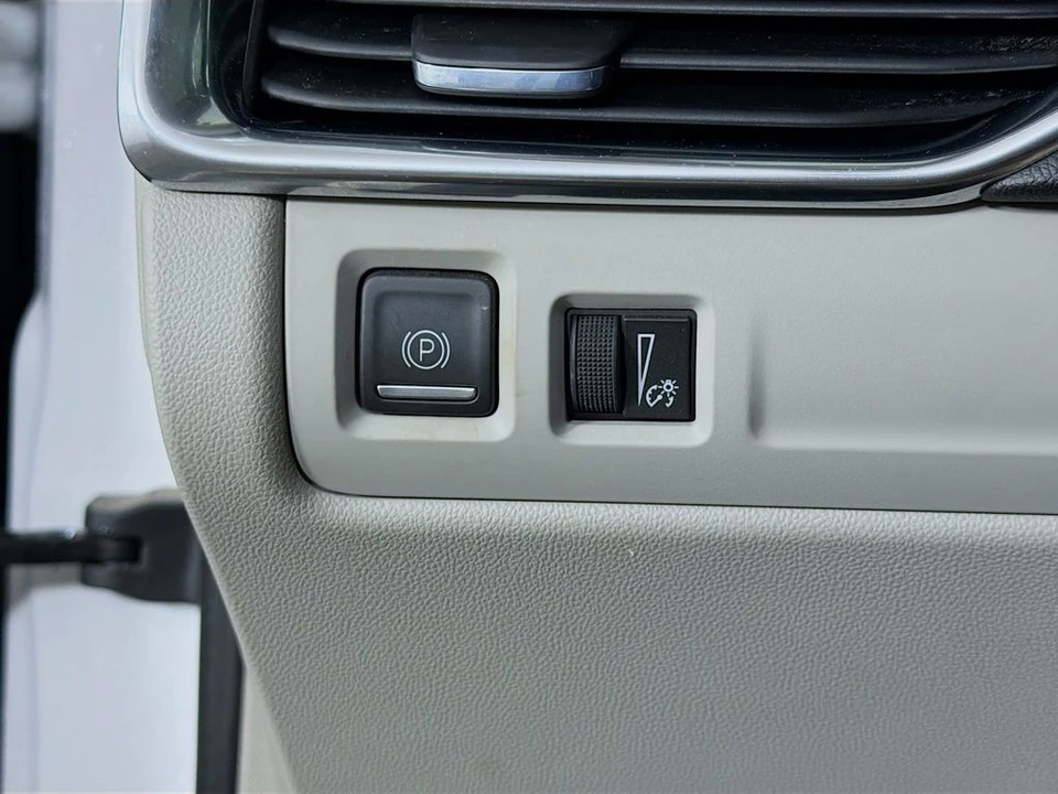 2021 Cadillac XT4 - Image 11 of 12