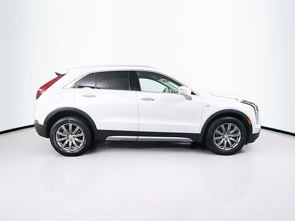 2021 Cadillac XT4 - Image 8 of 12