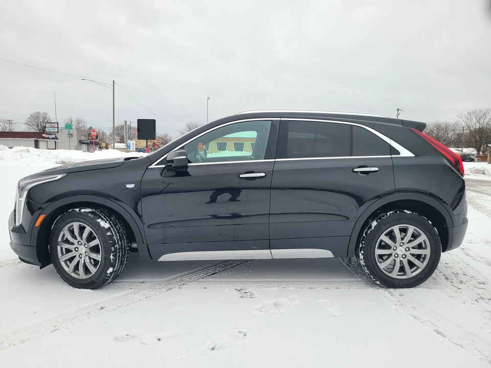 2021 Cadillac XT4 - Image 2 of 21