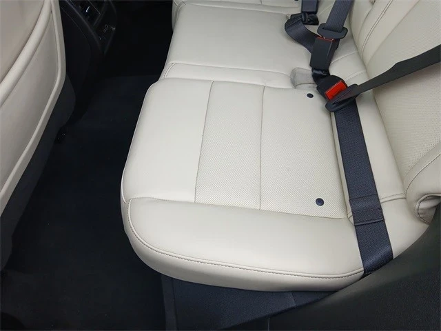 2021 Cadillac XT4 - Image 14 of 21