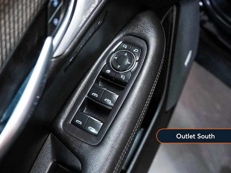 2021 Cadillac XT5 - Image 13 of 19
