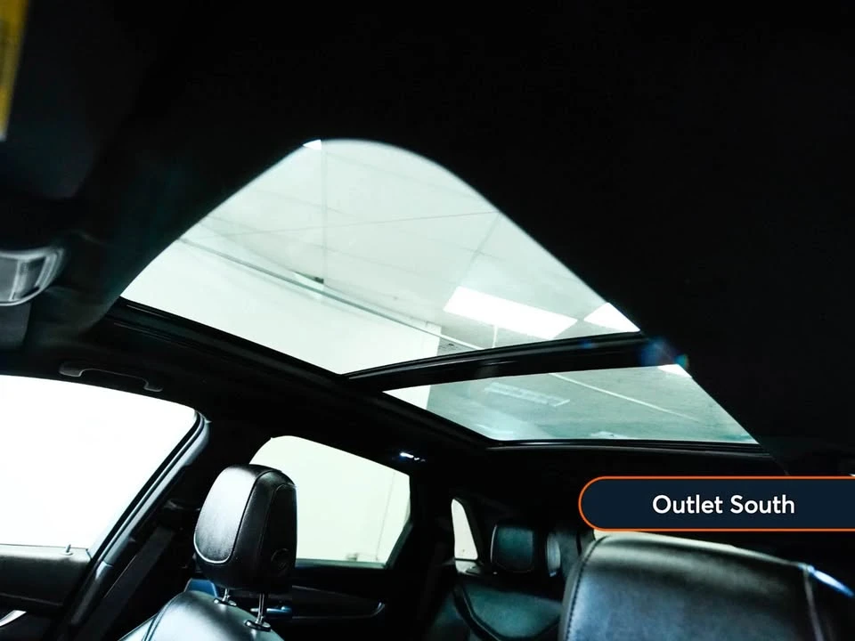 2021 Cadillac XT5 - Image 10 of 19