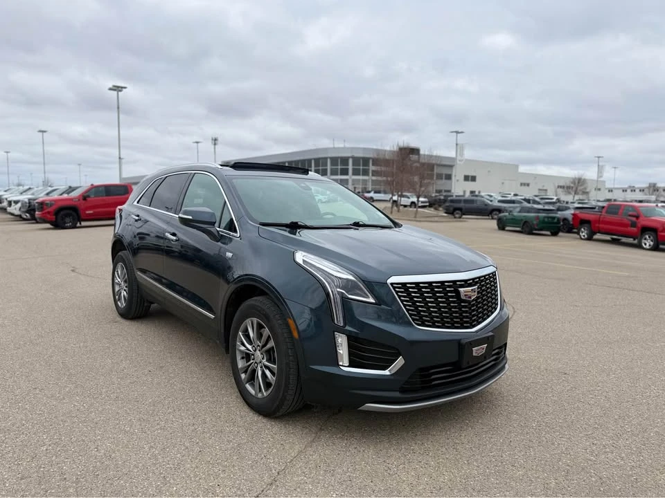 2021 Cadillac XT5 - Image 2 of 13